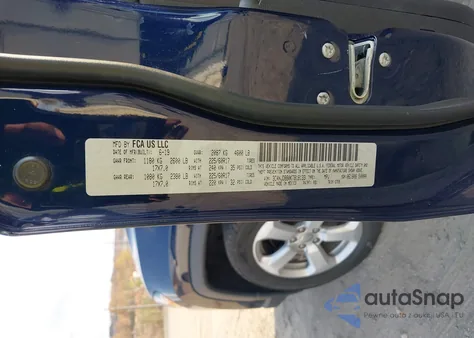 2019 Jeep Compass Latitude 4X4 z USA, uszkodzony, nr VIN 3C4NJDBB0KT818133